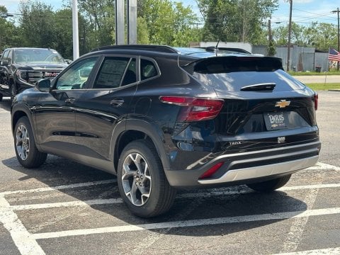 2026 Chevrolet Trax LT - Photo 6