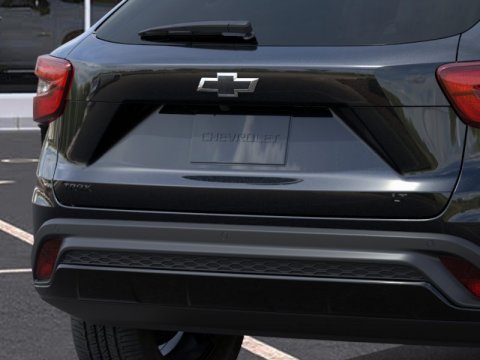 New Mosaic Black Metallic 2026 Chevrolet Trax LT FWD - photo 14 - Stock #261425