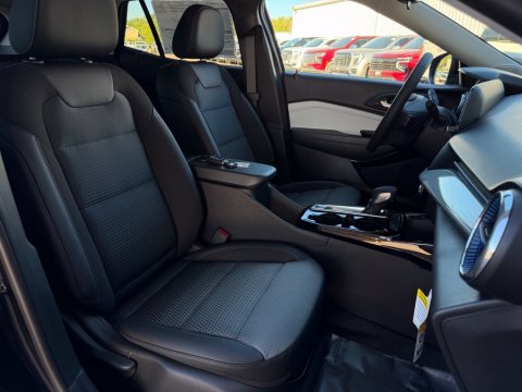 New Mosaic Black Metallic 2026 Chevrolet Trax LT FWD - photo 18 - Stock #261425
