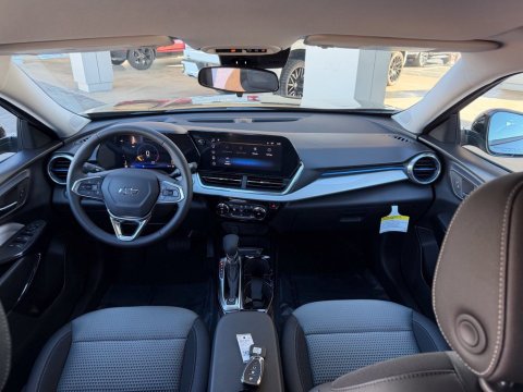 New Mosaic Black Metallic 2026 Chevrolet Trax LT FWD - photo 21 - Stock #261425
