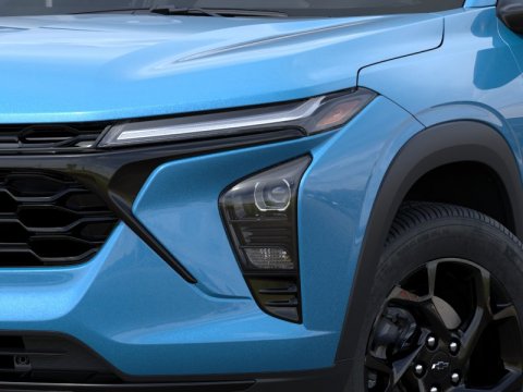 New Marina Blue Metallic 2026 Chevrolet Trax LT FWD - photo 11 - Stock #261505