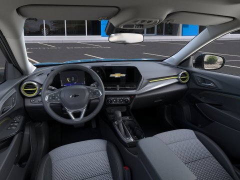 New Marina Blue Metallic 2026 Chevrolet Trax LT FWD - photo 16 - Stock #261505