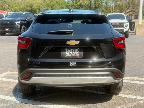 Certified Pre-Owned Mosaic Black Metallic 2026 Chevrolet Trax LT FWD - photo 5 - Stock #A1087