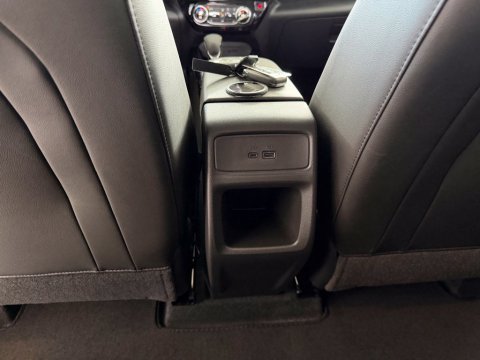 New Summit White 2026 Chevrolet Trax LT FWD - photo 24 - Stock #261427