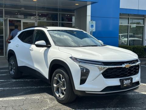  New 2025 Chevrolet Trax LT Stock#251040 Summit White FWD New 