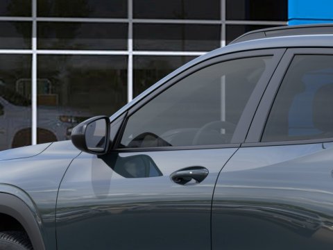 New Cypress Gray 2026 Chevrolet Trax LT FWD - photo 13 - Stock #261450