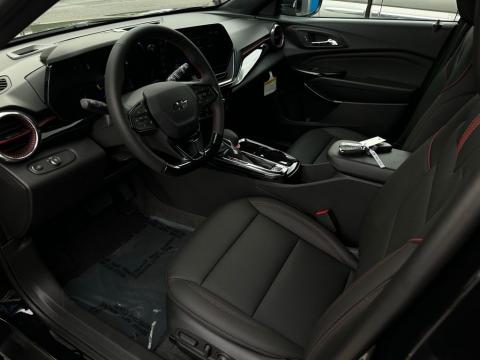 New Mosaic Black Metallic 2026 Chevrolet Trax 2RS FWD - photo 10 - Stock #260660