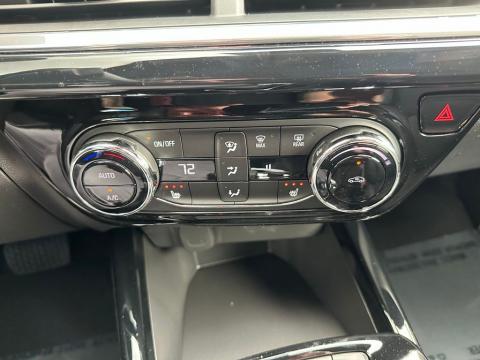 New Mosaic Black Metallic 2026 Chevrolet Trax 2RS FWD - photo 25 - Stock #260660