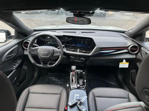 New Summit White 2026 Chevrolet Trax 2RS FWD - photo 20 - Stock #260870