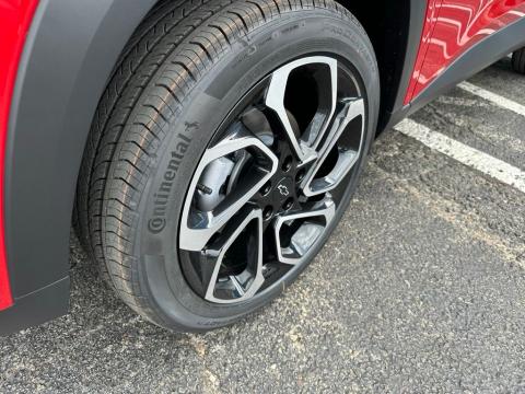 New Apex Red 2026 Chevrolet Trax 2RS FWD - photo 10 - Stock #260991