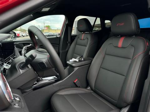 New Apex Red 2026 Chevrolet Trax 2RS FWD - photo 14 - Stock #260991