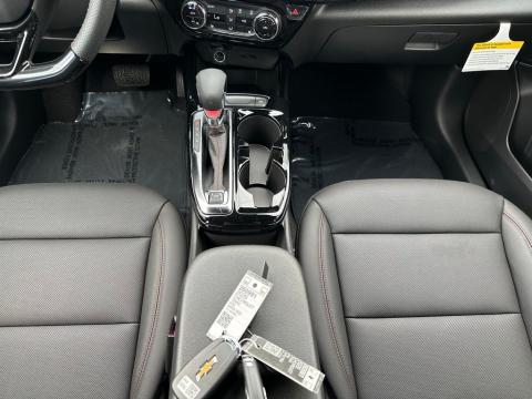 New Apex Red 2026 Chevrolet Trax 2RS FWD - photo 22 - Stock #260991