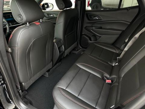 New Mosaic Black Metallic 2026 Chevrolet Trax 2RS FWD - photo 15 - Stock #260790