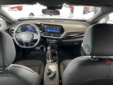 New Sterling Gray Metallic 2026 Chevrolet Trax 2RS FWD - photo 20 - Stock #261110