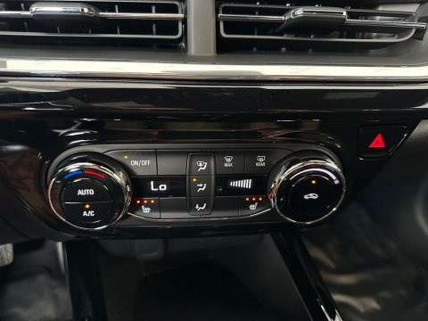 New Sterling Gray Metallic 2026 Chevrolet Trax 2RS FWD - photo 25 - Stock #261110