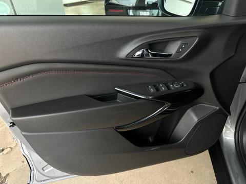 New Sterling Gray Metallic 2026 Chevrolet Trax 2RS FWD - photo 11 - Stock #260789