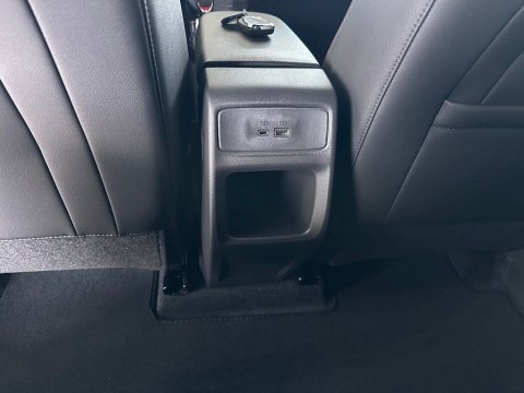 New Summit White 2026 Chevrolet Trax 2RS FWD - photo 21 - Stock #261141