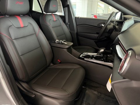 New Sterling Gray Metallic 2026 Chevrolet Trax 2RS FWD - photo 16 - Stock #261312
