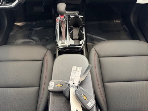 New Sterling Gray Metallic 2026 Chevrolet Trax 2RS FWD - photo 20 - Stock #261312