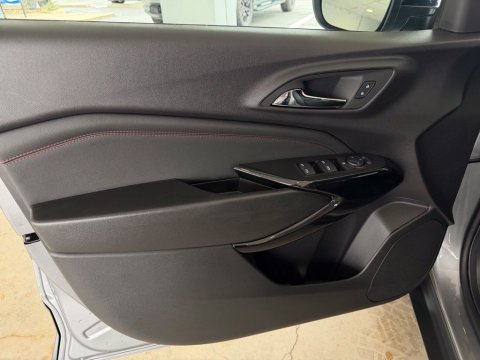 New Sterling Gray Metallic 2026 Chevrolet Trax 2RS FWD - photo 11 - Stock #261312