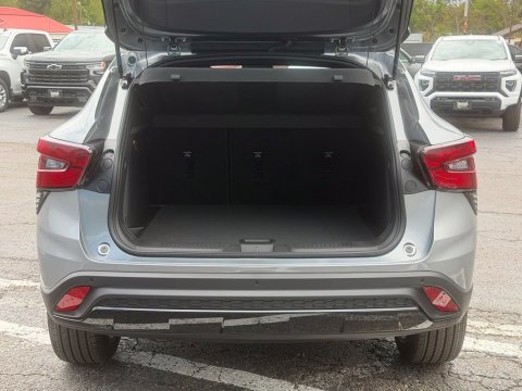 New Sterling Gray Metallic 2026 Chevrolet Trax 2RS FWD - photo 9 - Stock #261312