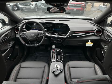 New Summit White 2026 Chevrolet Trax 2RS FWD - photo 20 - Stock #260802
