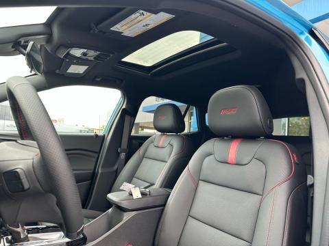 New Marina Blue Metallic 2026 Chevrolet Trax 2RS FWD - photo 14 - Stock #260798