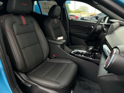 New Marina Blue Metallic 2026 Chevrolet Trax 2RS FWD - photo 17 - Stock #260798