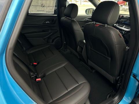 New Marina Blue Metallic 2026 Chevrolet Trax 2RS FWD - photo 18 - Stock #260798