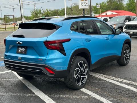 New Marina Blue Metallic 2026 Chevrolet Trax 2RS FWD - photo 6 - Stock #260798