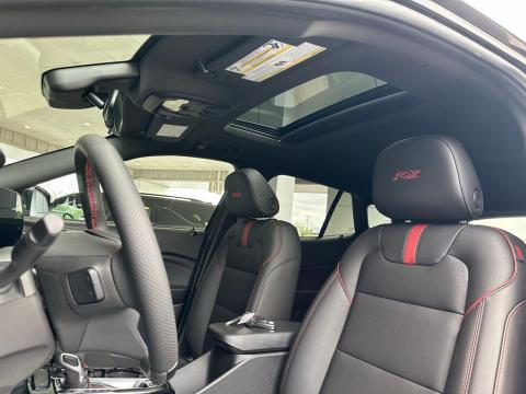 New Mosaic Black Metallic 2026 Chevrolet Trax 2RS FWD - photo 14 - Stock #260803