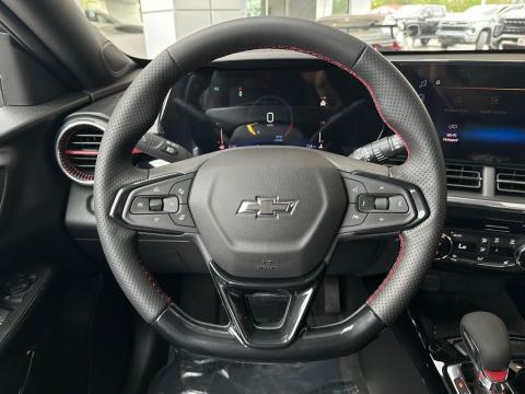 New Mosaic Black Metallic 2026 Chevrolet Trax 2RS FWD - photo 19 - Stock #260803