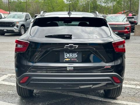 New Mosaic Black Metallic 2026 Chevrolet Trax 2RS FWD - photo 5 - Stock #260803