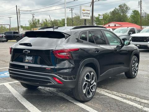 New Mosaic Black Metallic 2026 Chevrolet Trax 2RS FWD - photo 6 - Stock #260803