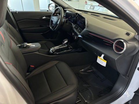 New Summit White 2026 Chevrolet Trax 2RS FWD - photo 16 - Stock #261111