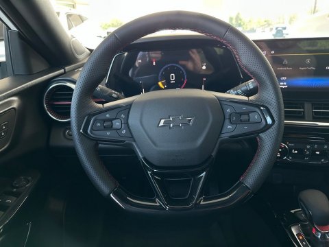 New Summit White 2026 Chevrolet Trax 2RS FWD - photo 19 - Stock #261111