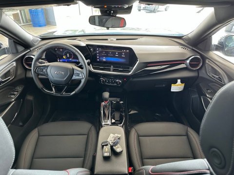 New Mosaic Black Metallic 2026 Chevrolet Trax 2RS FWD - photo 20 - Stock #261112