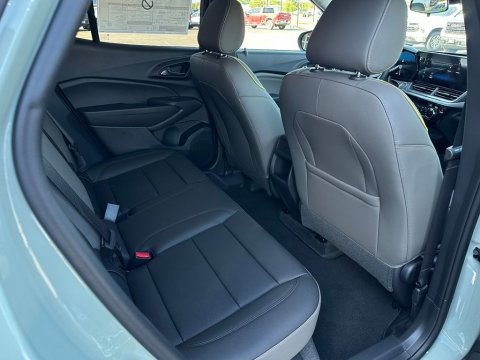 New Cacti Green 2026 Chevrolet Trax ACTIV FWD - photo 18 - Stock #261115