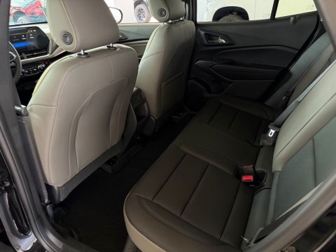 New Mosaic Black Metallic 2026 Chevrolet Trax ACTIV FWD - photo 15 - Stock #261344