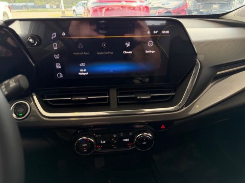 New Mosaic Black Metallic 2026 Chevrolet Trax ACTIV FWD - photo 24 - Stock #261344
