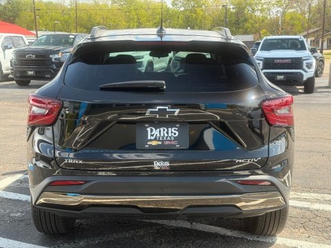 New Mosaic Black Metallic 2026 Chevrolet Trax ACTIV FWD - photo 5 - Stock #261344