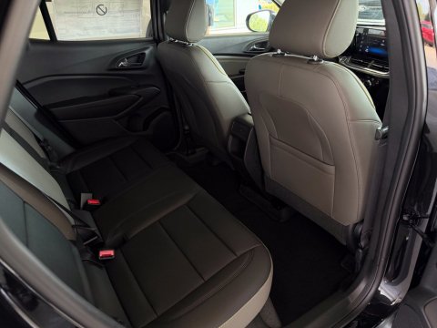 New Mosaic Black Metallic 2026 Chevrolet Trax ACTIV FWD - photo 19 - Stock #261344