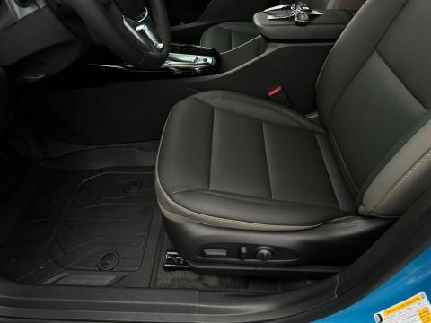 New Marina Blue 2026 Chevrolet Trax ACTIV FWD - photo 12 - Stock #260849