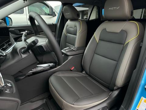 New Marina Blue 2026 Chevrolet Trax ACTIV FWD - photo 13 - Stock #260849