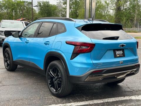 New Marina Blue 2026 Chevrolet Trax ACTIV FWD - photo 7 - Stock #260849