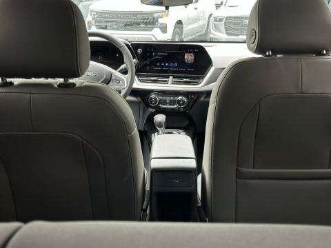 New Marina Blue 2026 Chevrolet Trax ACTIV FWD - photo 9 - Stock #260849