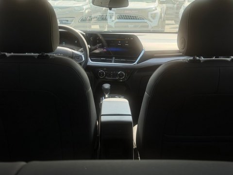 New White Sands 2026 Chevrolet Trax ACTIV FWD - photo 9 - Stock #261282