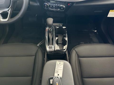 New Sterling Gray Metallic 2026 Chevrolet Trax ACTIV FWD - photo 21 - Stock #260754