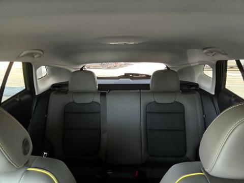 New Sterling Gray Metallic 2026 Chevrolet Trax ACTIV FWD - photo 26 - Stock #260754