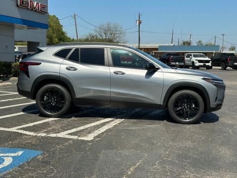 New Sterling Gray Metallic 2026 Chevrolet Trax ACTIV FWD - photo 4 - Stock #260754